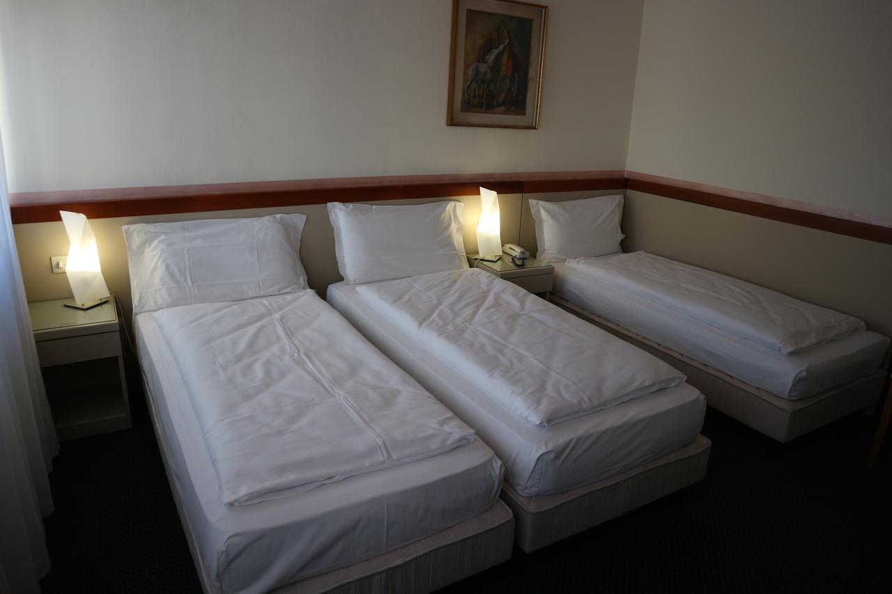 Hotel Bristol Ρίβα ντελ Γκάρντα Εξωτερικό φωτογραφία